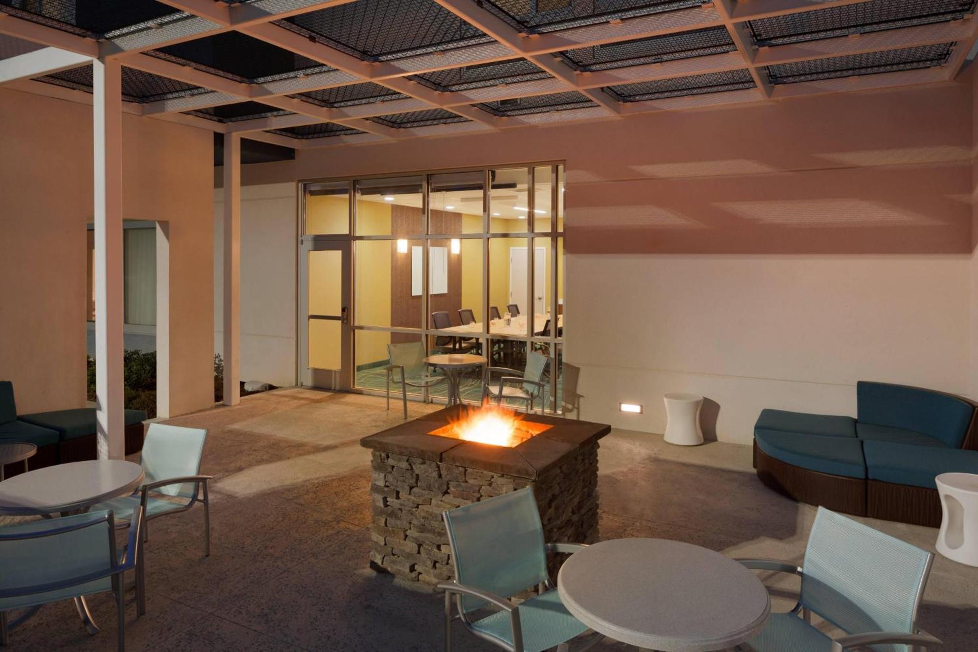 Springhill Suites By Marriott Tuscaloosa Exterior photo