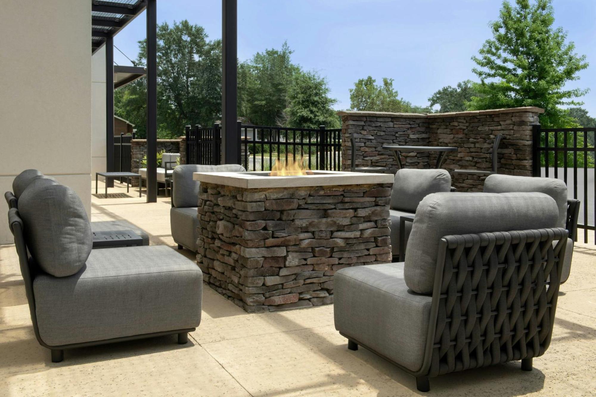 Springhill Suites By Marriott Tuscaloosa Exterior photo